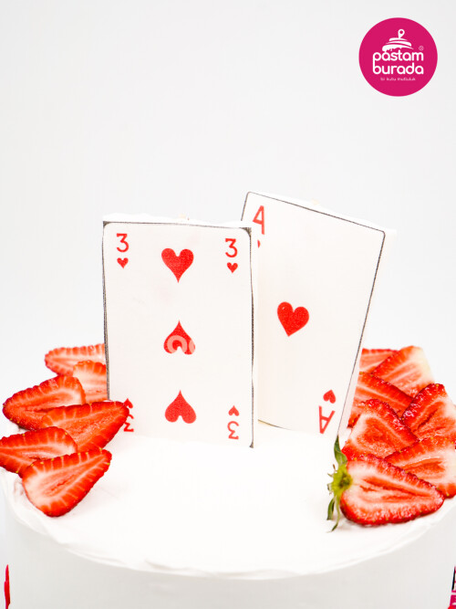 İskambil Kağıdı Detay Pasta