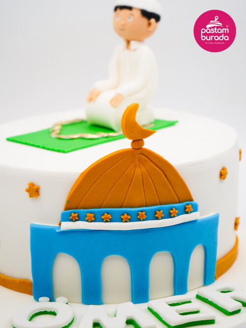 İslami Erkek Çocuk Konsept Pasta