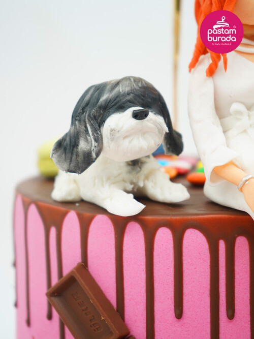 Kişisel Detaylı Kadın Figür Tasarım Pasta