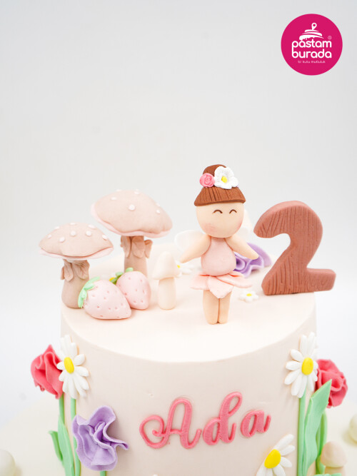 Kız Çocuk Detay Tasarım Pasta