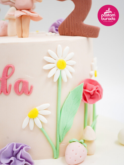 Kız Çocuk Detay Tasarım Pasta