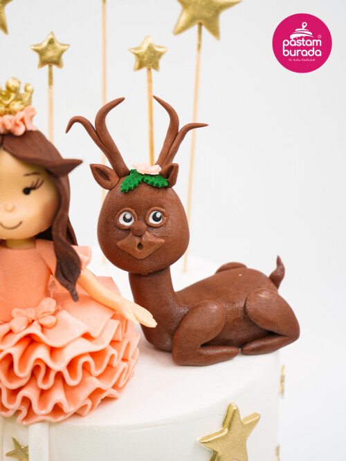 Kız Çocuk Figür Tasarım Pasta