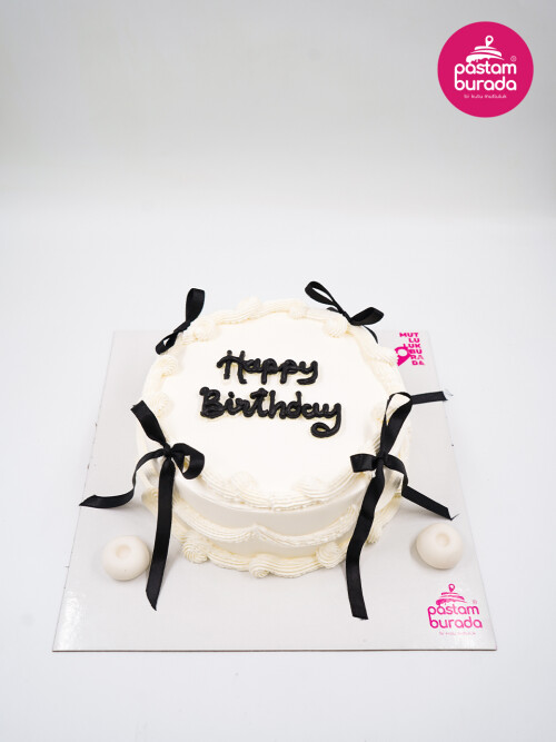 Kurdele Detay Naked Cake