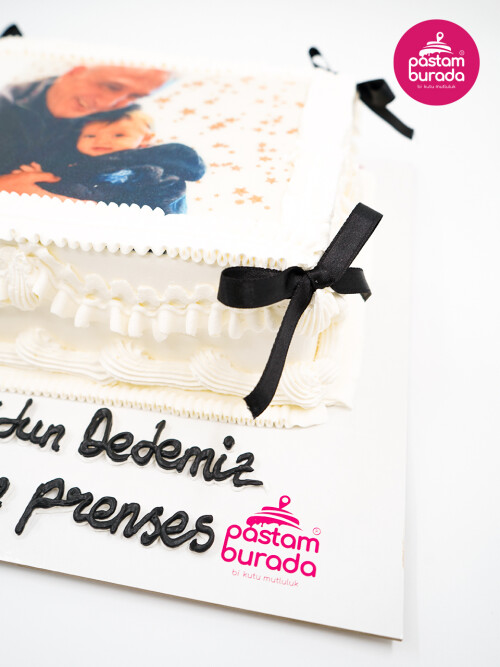 Kurdele Detay Resimli Pasta