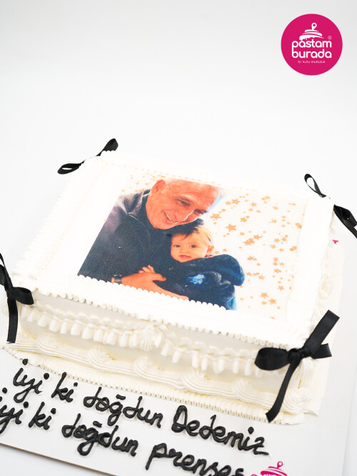 Kurdele Detay Resimli Pasta