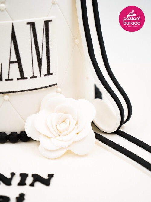 Kurdele Detay Tasarım Pasta