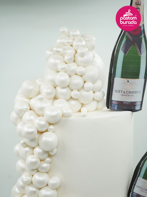 Moet Şampanya Tasarım Pasta