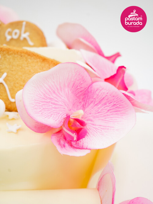 Orkide Ve Kurabiye Detay Pasta