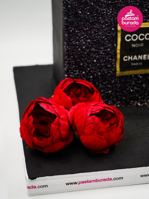 Parfüm Şişesi Tasarım Pasta