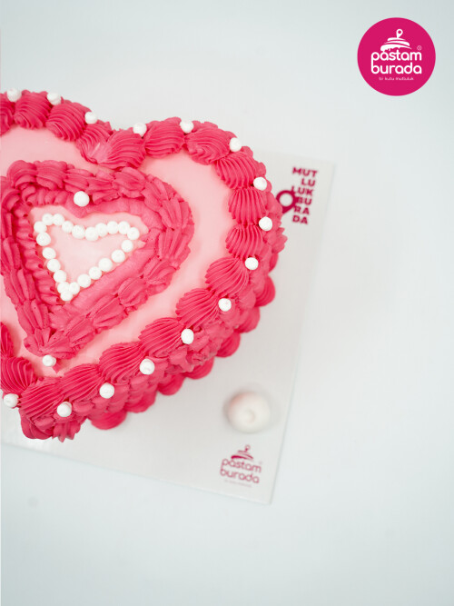 Pembe Kalp Naked Cake