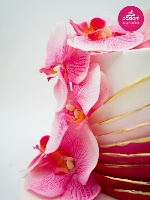 Pembe Orkide Tasarım Pasta