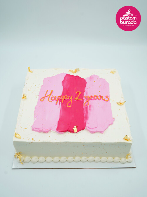 Pembe Süslemeli Kare Naked Pasta