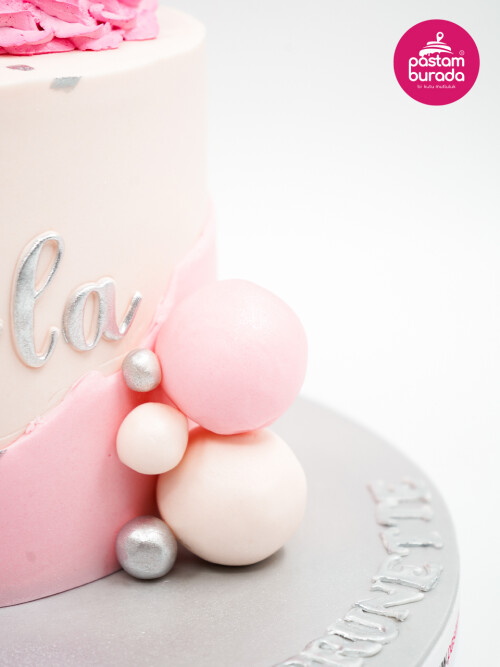 Şampanya Tasarım Pasta