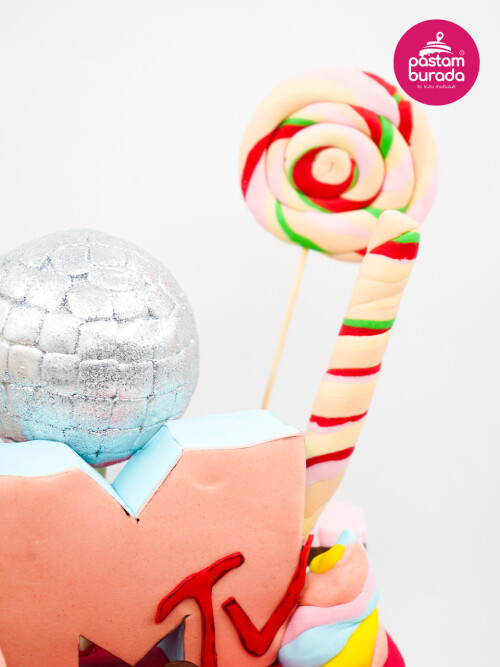 Seksenler Konsept Pasta