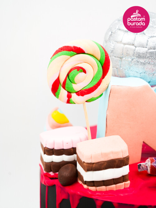 Seksenler Konsept Pasta