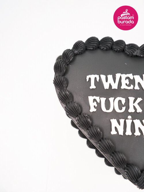 Siyah Kalp Naked Cake