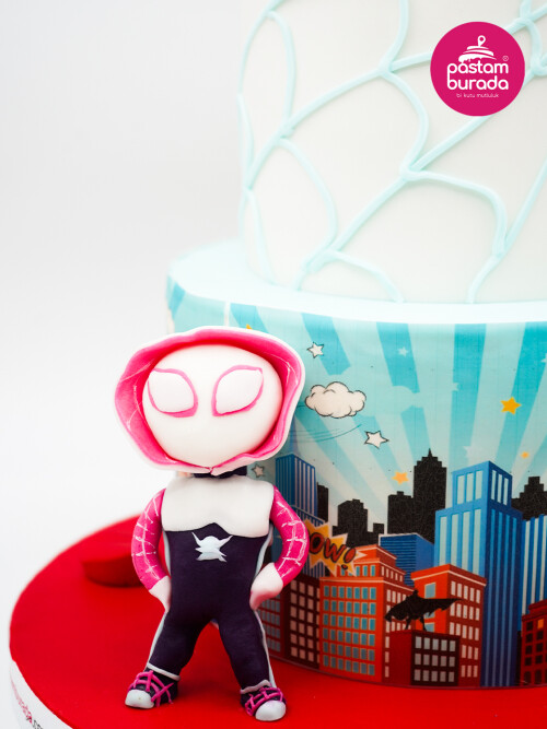 Süper Kahraman Konsept Pasta