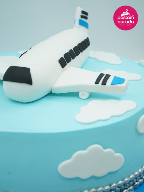 Uçak Figür Pasta