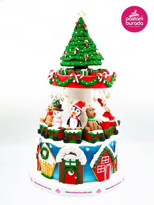 Yılbaşı Süslemeli Tasarım Pasta