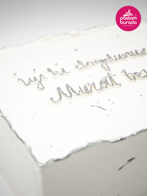 Beyaz Kare Naked Cake