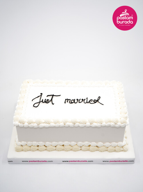 Beyaz Kare Naked Cake