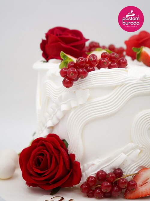 Gül Detay Naked Cake