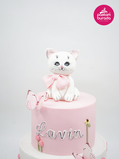 Kedi Ve Çiçek Detay Tasarım Pasta