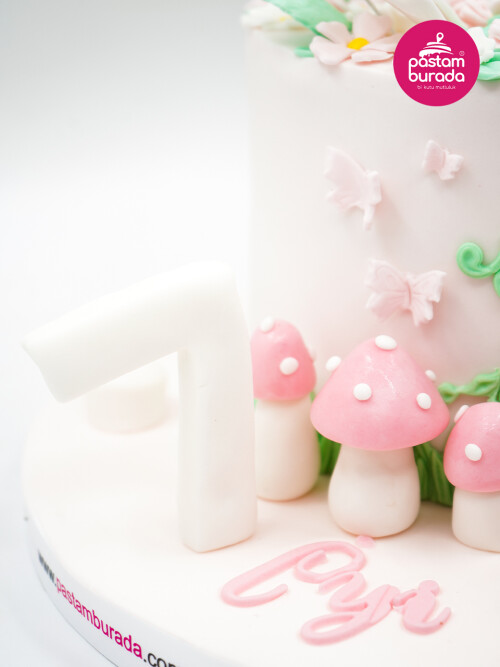 Kız Çocuk Detay Tasarım Pasta