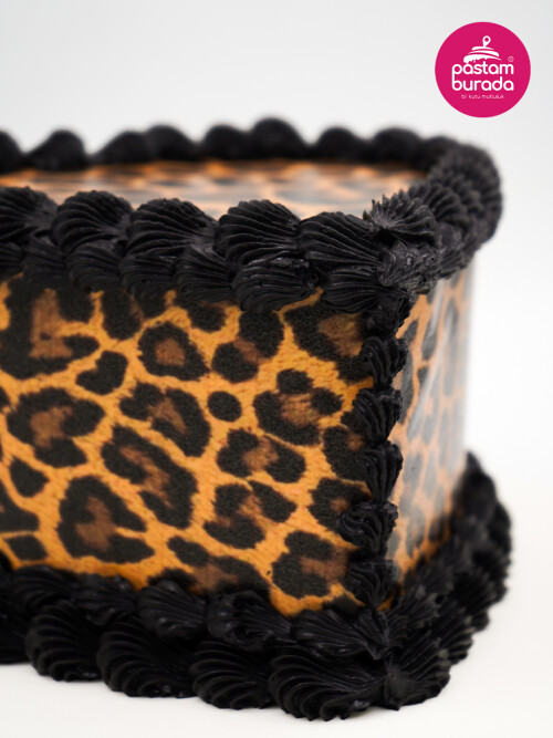 Leopar Detay Tasarım Pasta