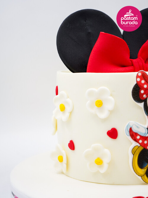 Minnie Mouse Tasarım Pasta