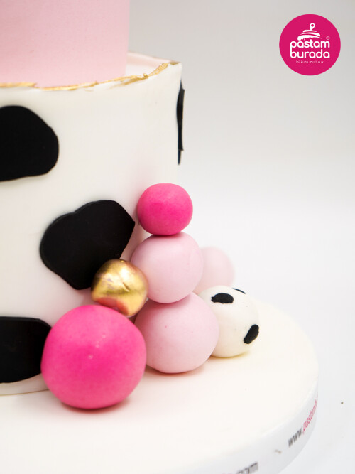 Pembe Detay Kovboy Konsept Pasta