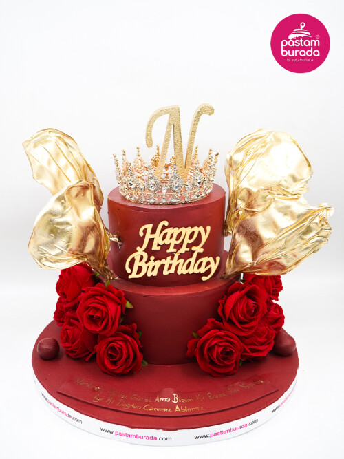 Taç Ve Gül Detay Tasarım Pasta