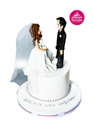 Gelin Damat Model Doğum Günü Pastası