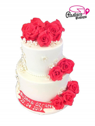 Kırmızı Gül Konseptli Pasta