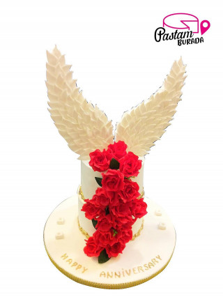 Melek Kanatlı Pasta