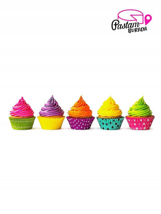 Renkli Kremalı Cupcake