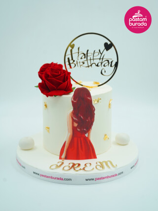 Gül Süslemeli Konsept Pasta