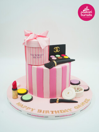 Makyaj Malzemesi Konsept Pasta