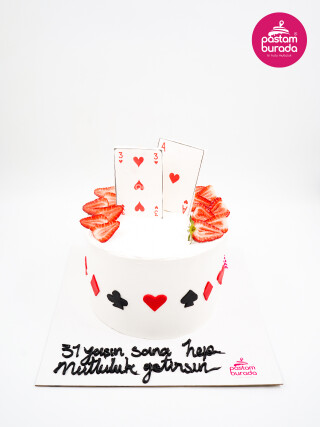 İskambil Kağıdı Detay Pasta