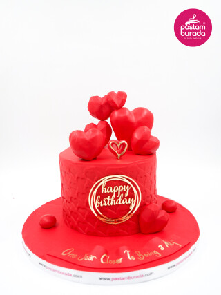 Kırmızı Kalp Tasarım Pasta