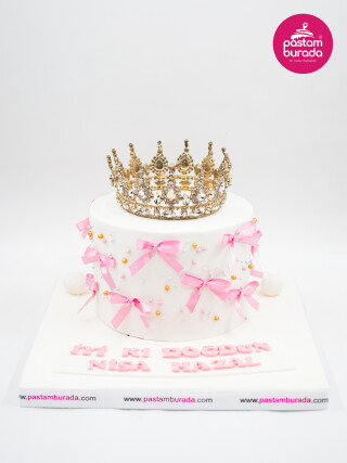 Taç Ve Kurdele Detay Tasarım Pasta