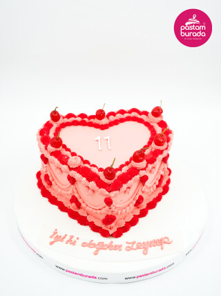 Vişne Süslemeli Naked Pasta