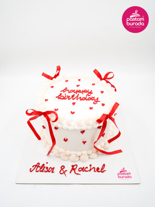 Kurdele Ve Kalp Detay Naked Cake