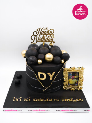 Siyah Ve Gold Tasarım Pasta